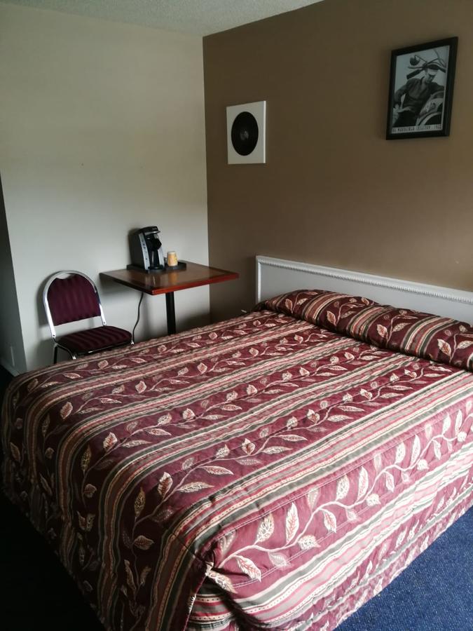 Merritt Desert Inn Esterno foto